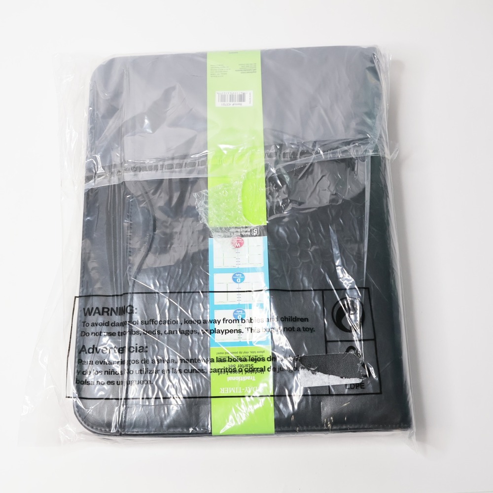 Day-Timer‎ Traditional Undated Loose-Leaf Starter Set Black Size 5 Item 43701